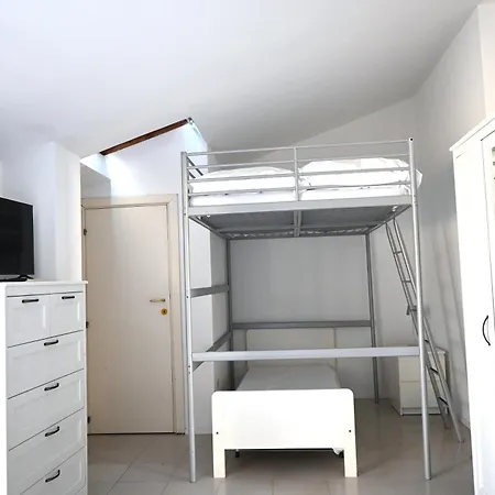 N290 - Numana, Su Due Livelli Vista Mare - Apartamento *