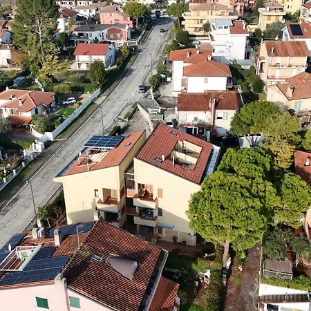 N290 - Numana, Su Due Livelli Vista Mare - Apartamento